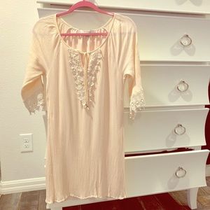🌸LIKE NEW!!! Boho dress with lace detail Sz small🌸
